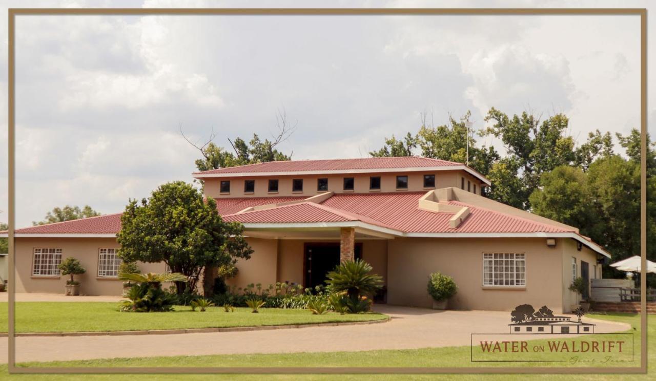 Water On Waldrift Guesthouse Vereeniging Eksteriør bilde