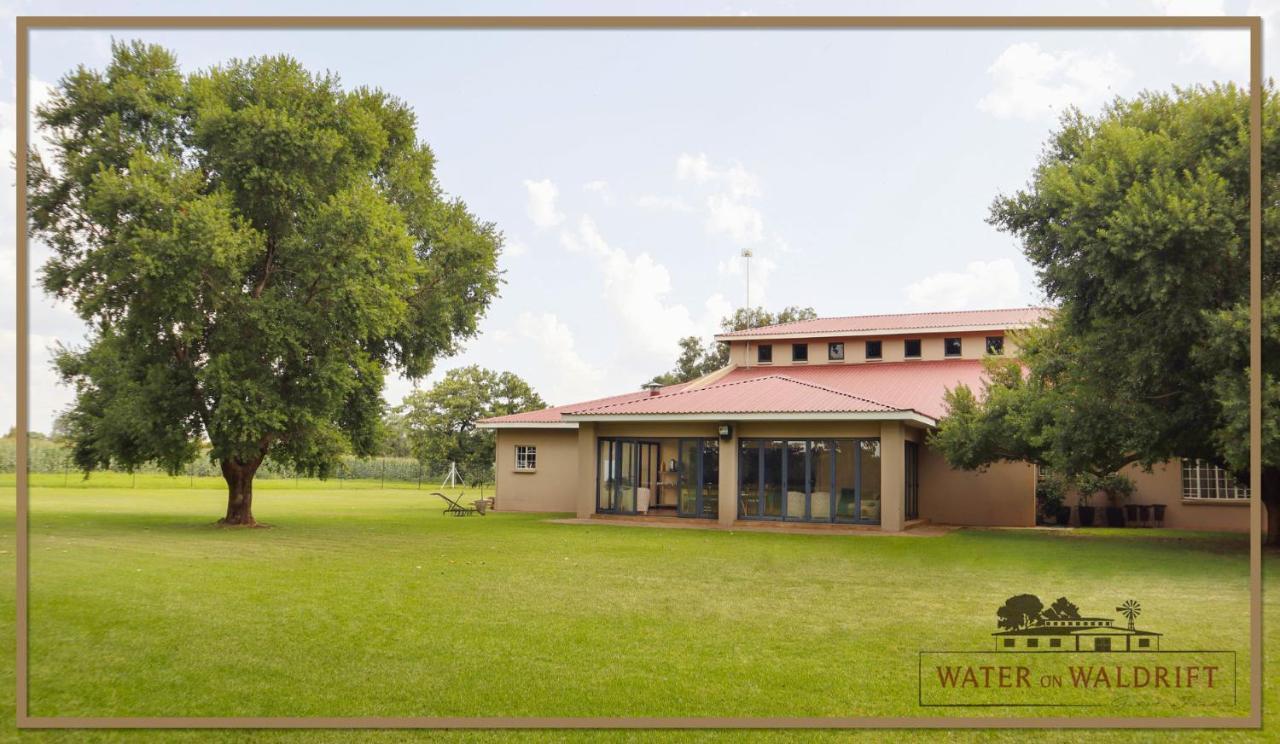 Water On Waldrift Guesthouse Vereeniging Eksteriør bilde